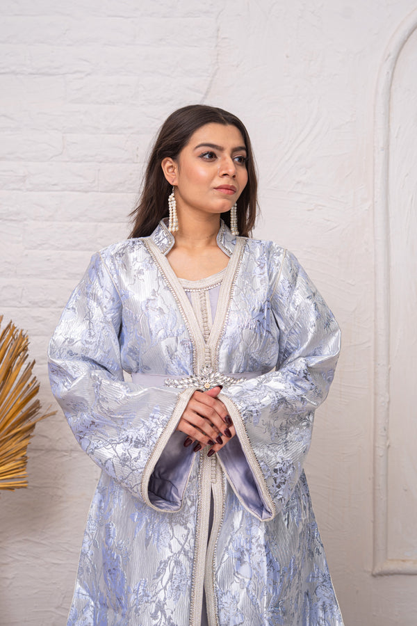 Luxury Silver & White Brocade Takchita with Premium Stitch Detailing