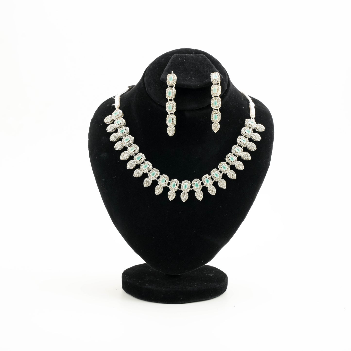 Jewelery 32